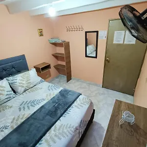 Habitación en casa particular Hospedajesmed, Medellín