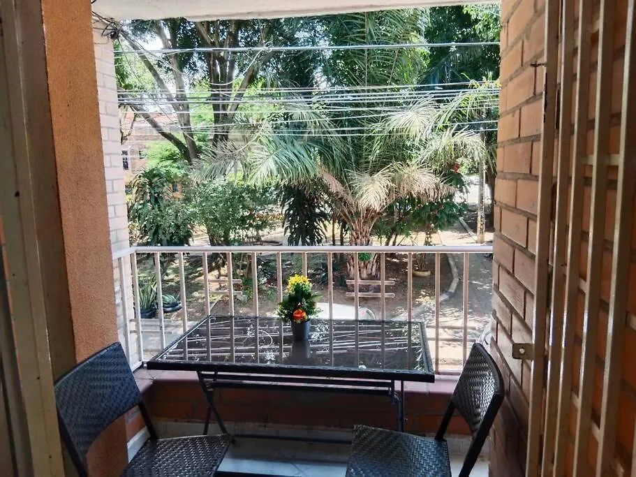 Amplia Casa Familiar, Comoda Y Central En Laureles Medellín 0*,  Kolumbien